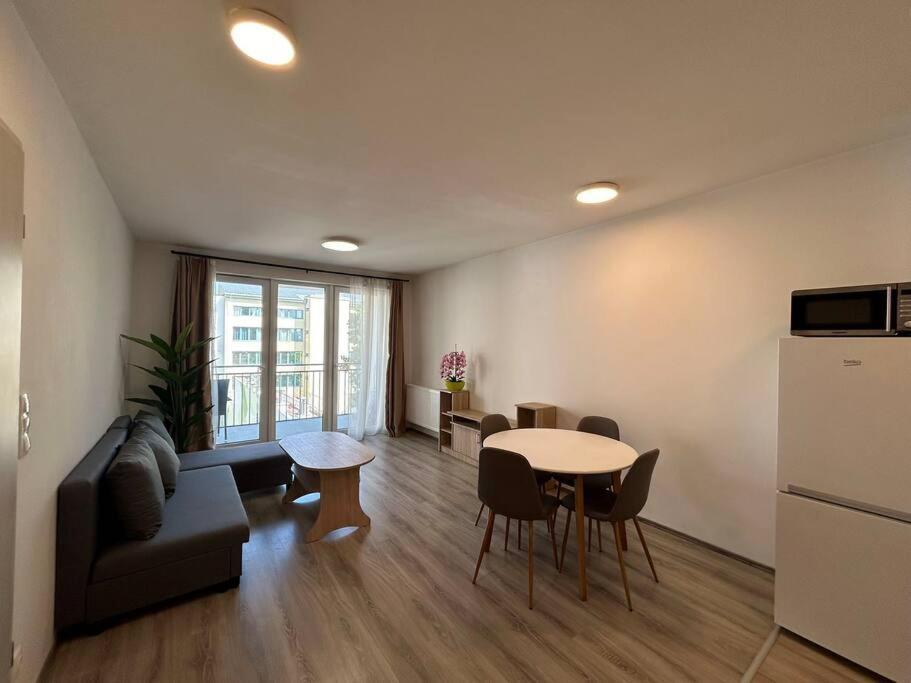 Apartament Modern With Garage Budapeszt