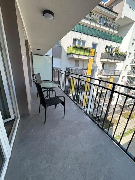 Modern With Garage Apartment *